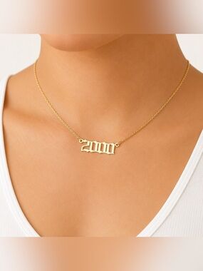 Gold '2000' Number Pendant Necklace - Women's Jewelry